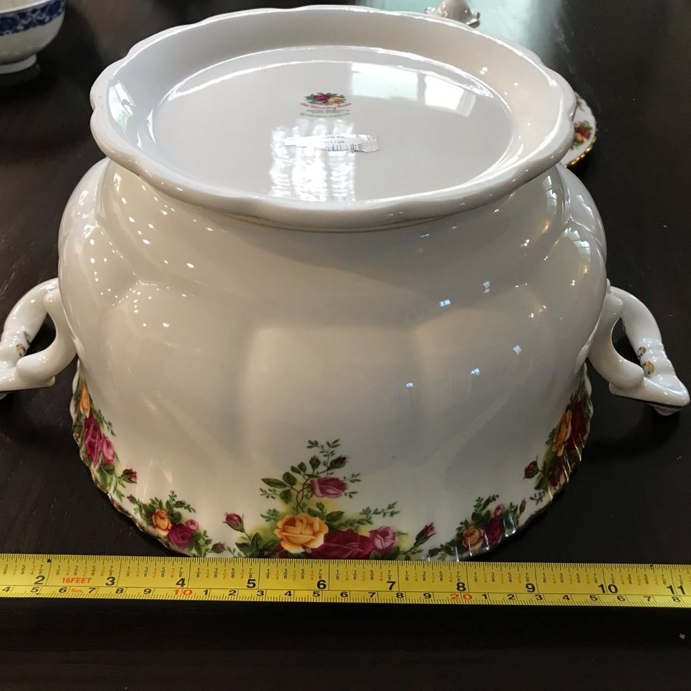 ROYAL ALBERT OLD COUNTRY ROSE - Picture 10 of 10